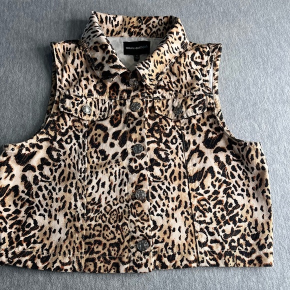 Sequin Hearts Animal Print Vest - Picture 1 of 5